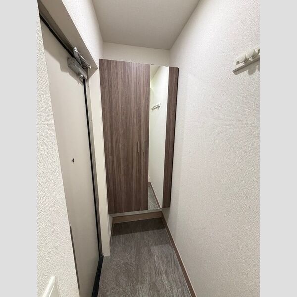 アンスリウム湘南台105号室 玄関