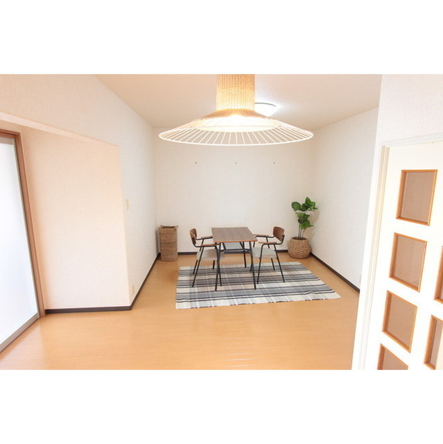 ハイツ鍵和田203号室 内観