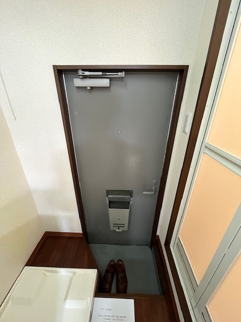 ＦＬＡＴ２５９０ 玄関