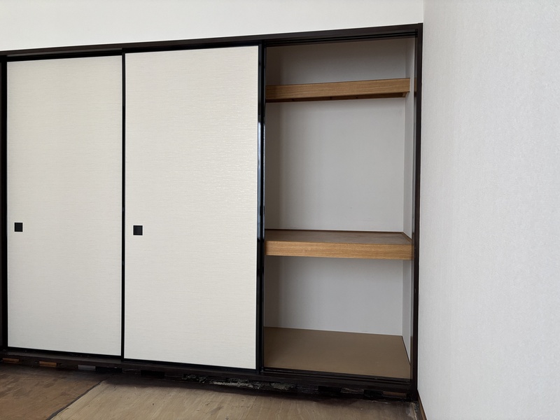 ハイツZC1階 収納