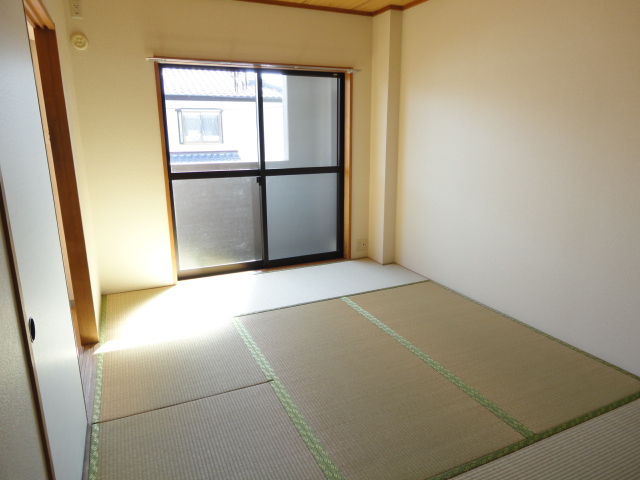 スペリオルＫ 和室６帖