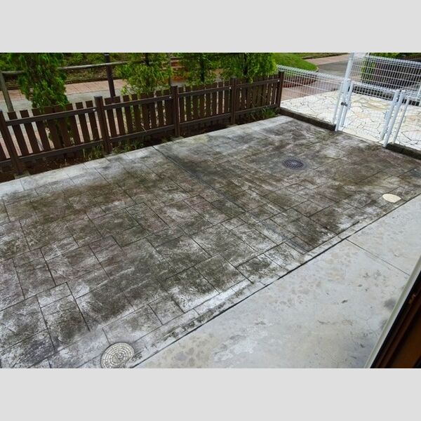 ベネツォーネ　B102号室 専用庭