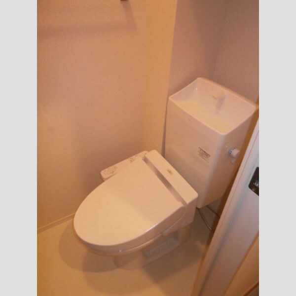 クレエ102号室 トイレ