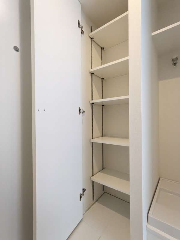 アレーロ高円寺 収納