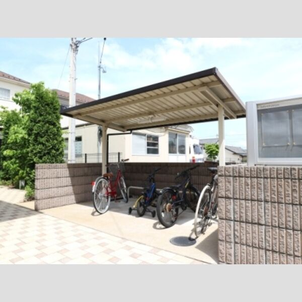 ヴィルヌープ　Ⅴ 駐輪場