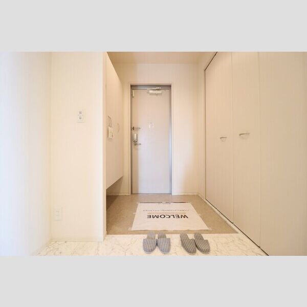 ネイチャーヴィラ ミネルバ 玄関