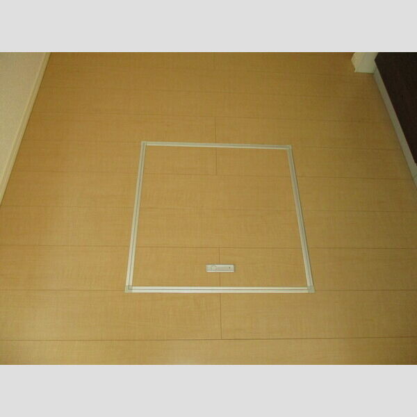 Crea Fleur(クレア・フルール)102号室 床下収納