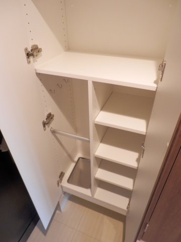 びゅうリエットグラン新宿戸山902号室 収納