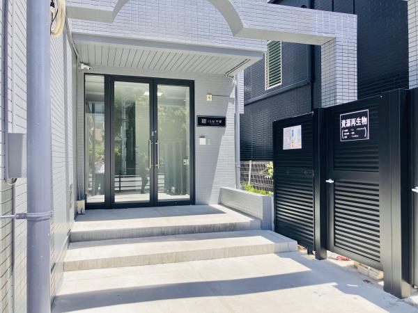 ＩＳＭ平塚4階 エントランス