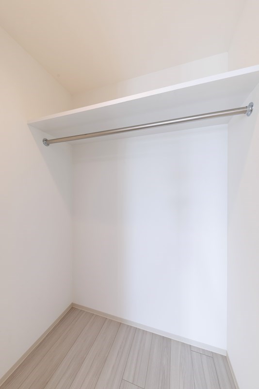 ドゥーエ入谷Ⅱ2階 収納