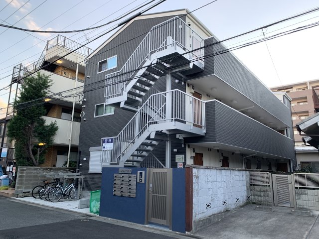 T＆FレジデンスⅥ101号室 外観