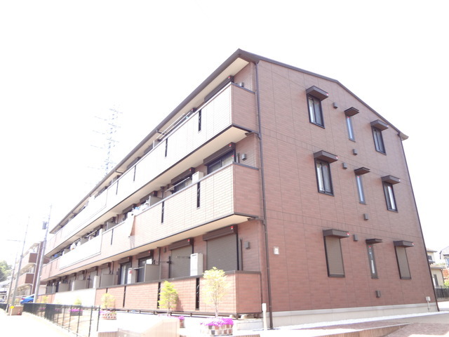 ラマージュ大倉山の外観画像