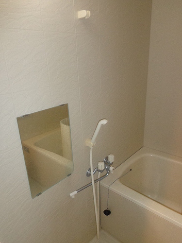 リバーサイド２ 浴室　※2015年11月撮影