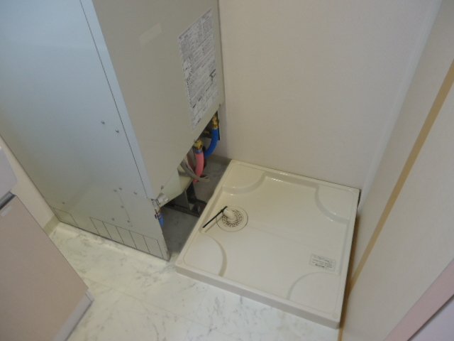 アイリス207号室 洗濯機置場