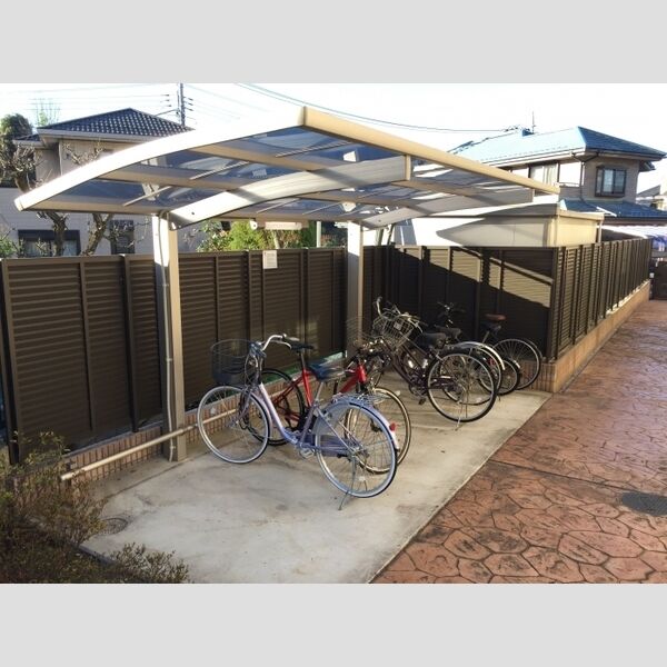 プレジール 屋根付駐輪場