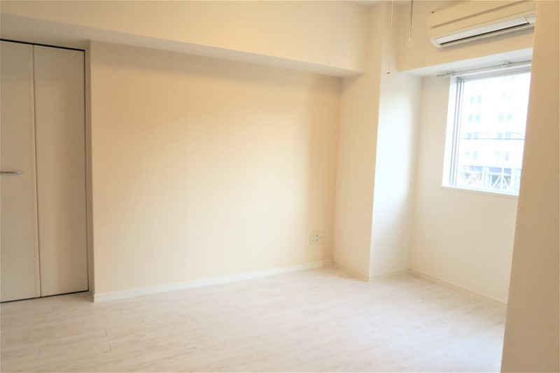 マーレ横浜白金3階 リビング