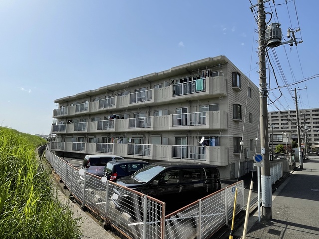 グランメール竹生0102号室 外観