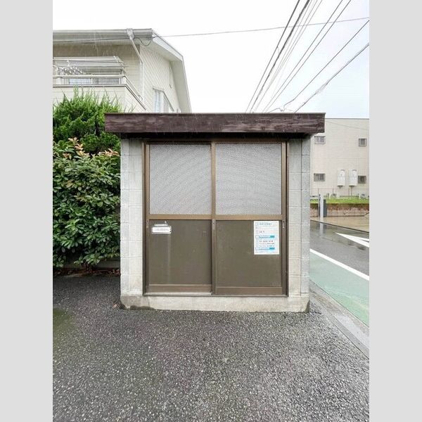 パークヴィラ101号室 ごみストッカー