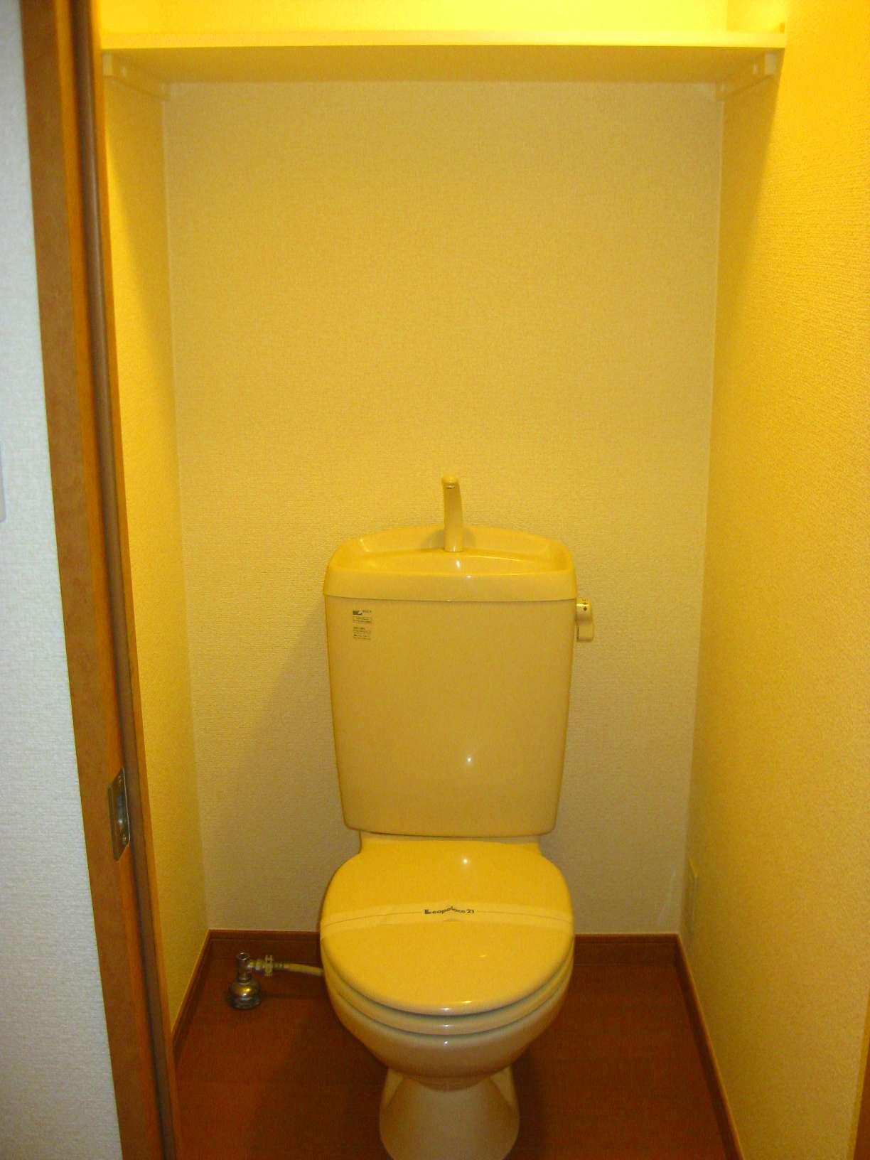 レオパレスうすい201号室 屋根付き駐輪場完備