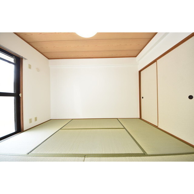 緑の森ハウス 内観