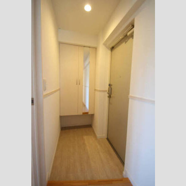 Haleakala岡本303号室 303号室　玄関