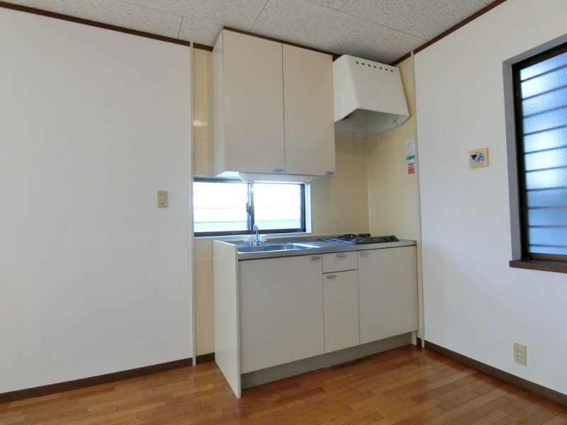 メゾンブランシュ 窓があり明るいです。