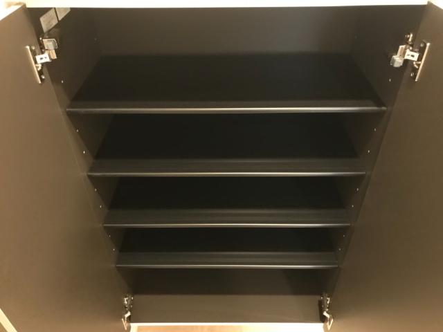 リベル横浜 下駄箱