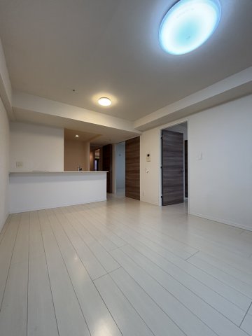 プレシス八王子1204号室 リビング