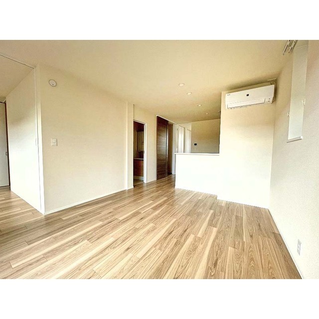 サニーハウス 南向きで明るく気持ちいいです