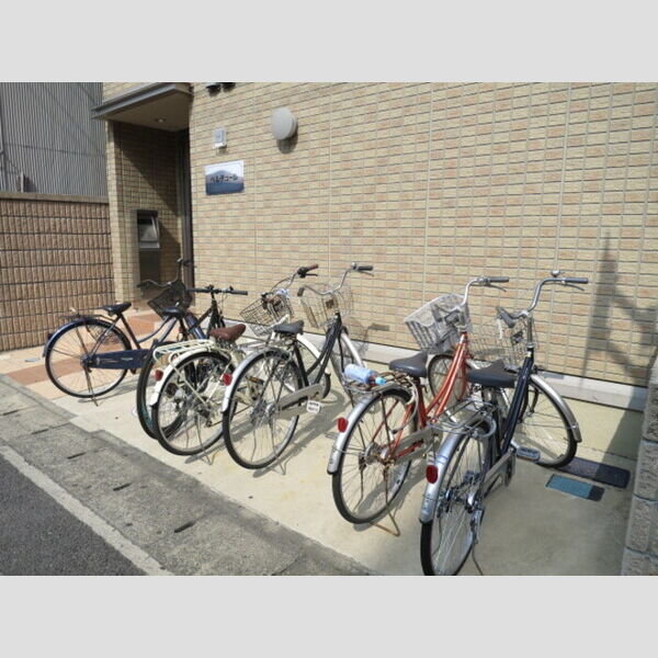 ベルデュール 駐輪場