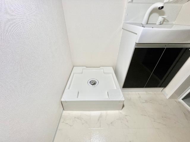 ＲＵＢＥＬＵＳＯ（ルベルソ）203号室 洗濯機置場