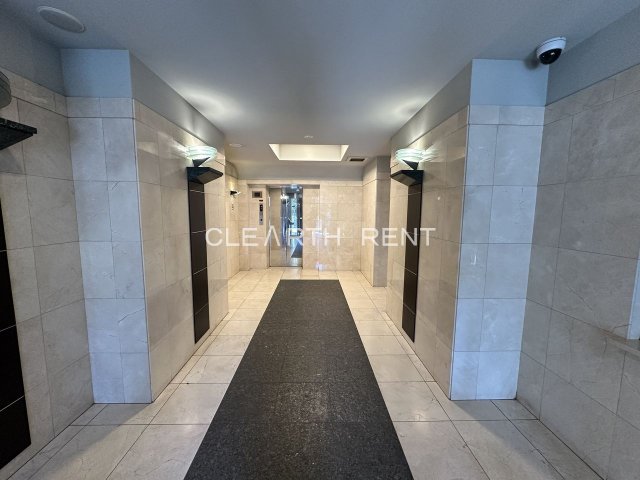 コンシェリア新宿Ｎｏｒｔｈ－Ｏｎｅ5階 シンプルモダンな空間設計のおしゃれな共有部