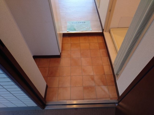 メインステージ井荻駅前3階 玄関