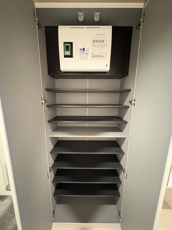 レジディア日本橋馬喰町2階 収納