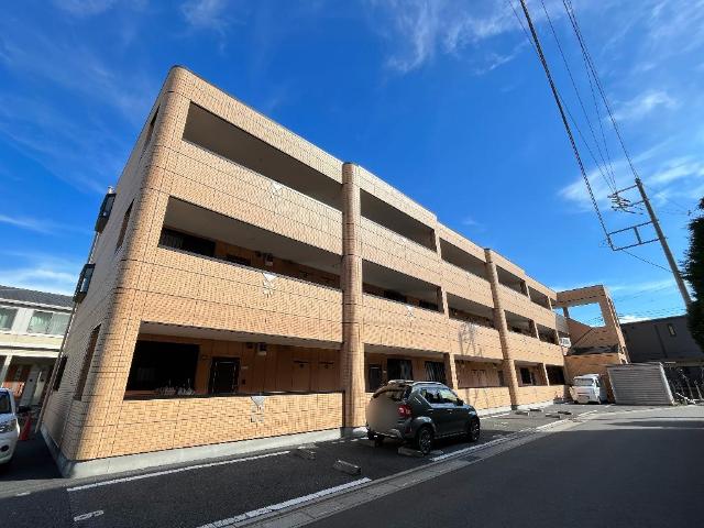 ＴＩＡＲＡ（ティアラ） 外観写真（昼）