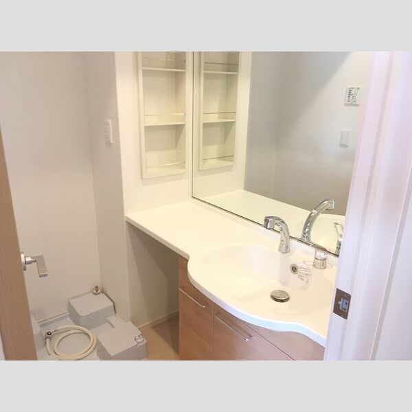 ソラーナ国分寺 洗面