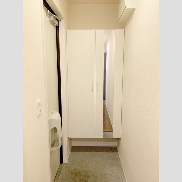 ディアコート鹿放ヶ丘 玄関入口