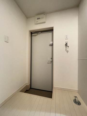 プロテージ小岩3階 玄関