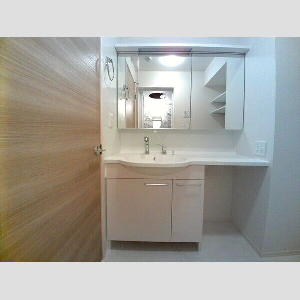 ソフィアウエスト 洗面