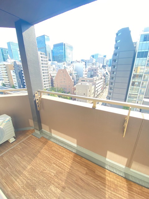 レジディア神田東 バルコニー