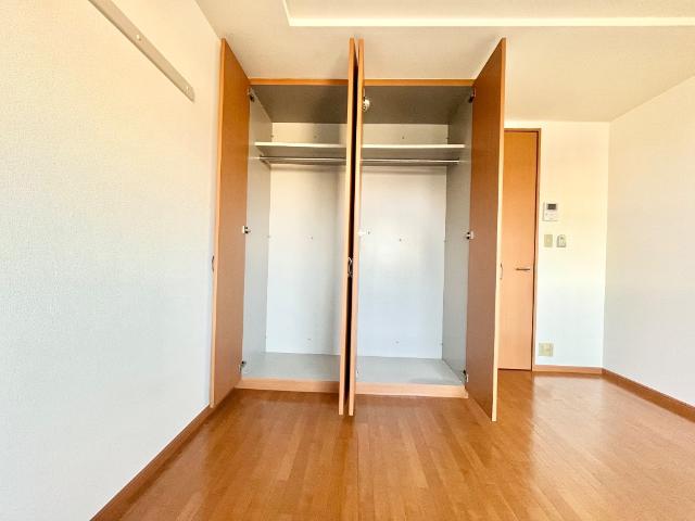 コンフォース・Ｓ クローゼット