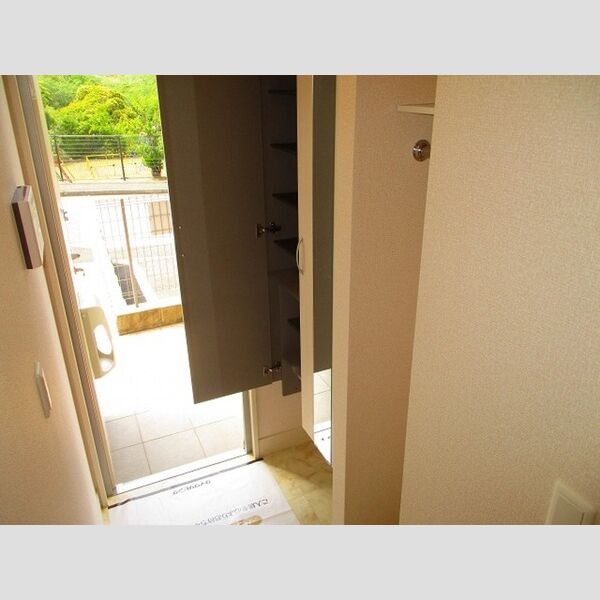 メゾンクオーレ シューズBOX