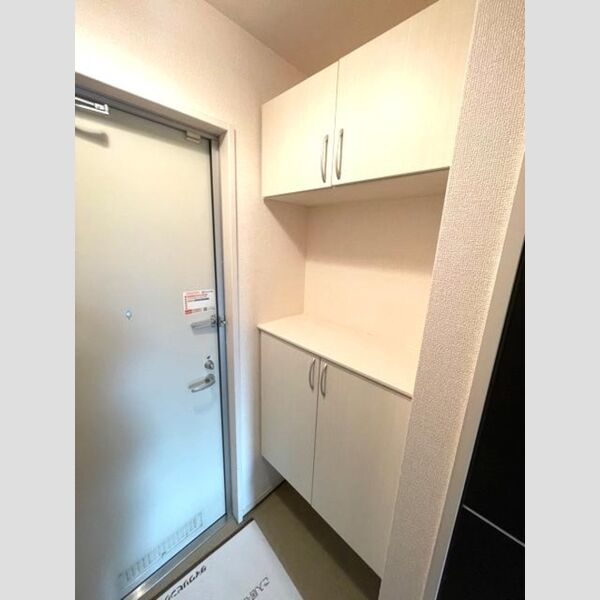 ソラーレ305号室 シューズボックス