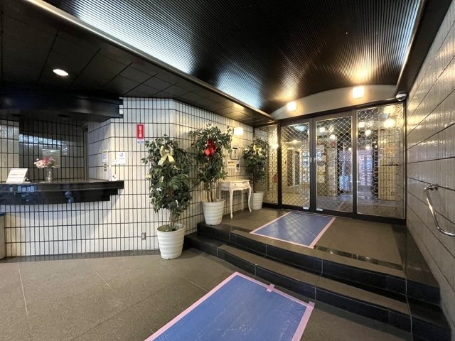 ベル・パークシティ西新宿4階 エントランス
