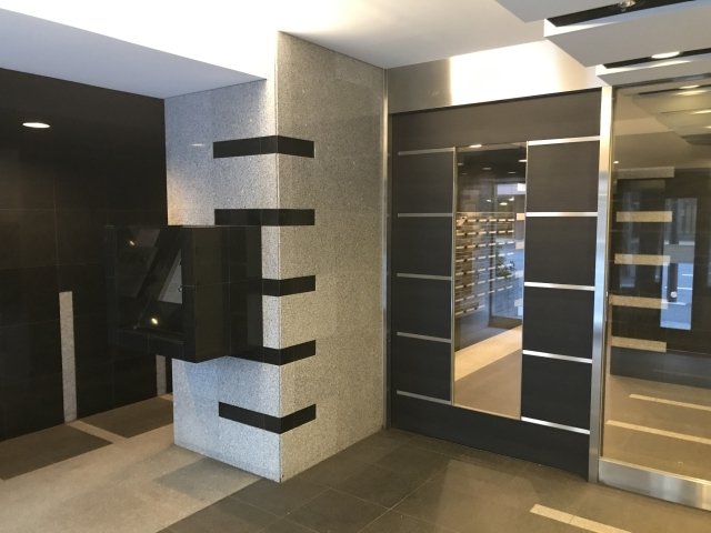 メインステージ千代田岩本町コモデ8階 エントランス