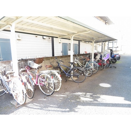 クレール秀光0305号室 駐輪場