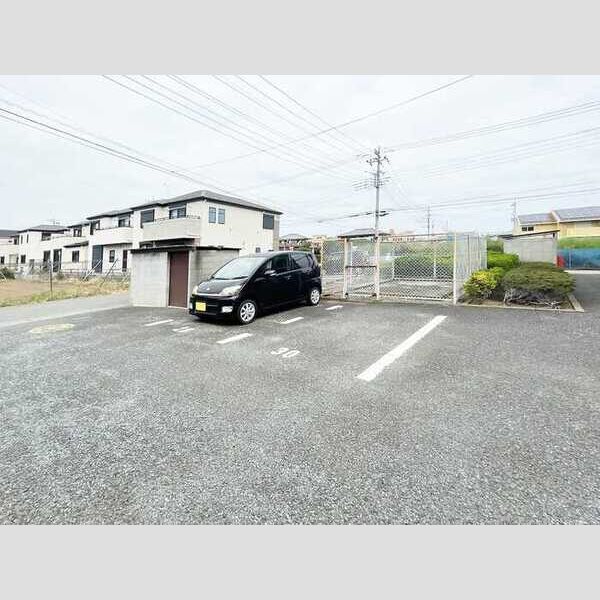 グリーンヒル桜ヶ丘　A302号室 駐車場