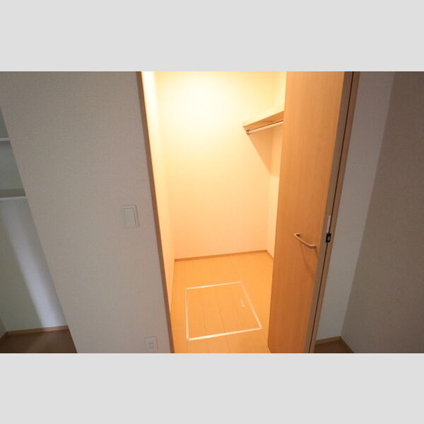 イリオス ウォークインクローゼット