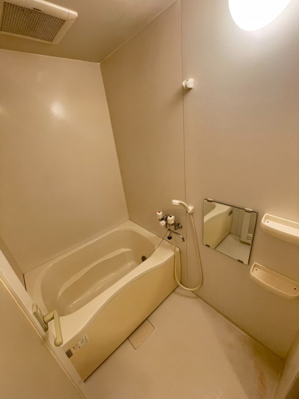 ユーロステージ2階 別号室のため参考資料