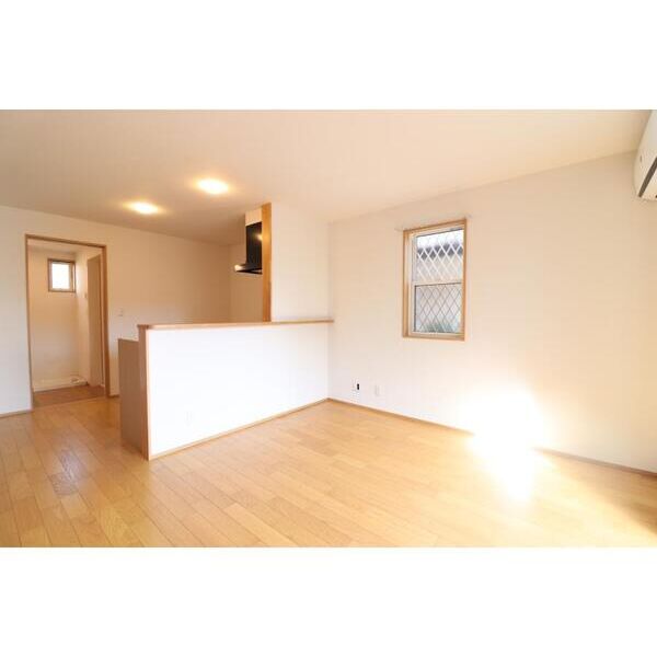 フォレストメゾンあすみが丘東 リビング